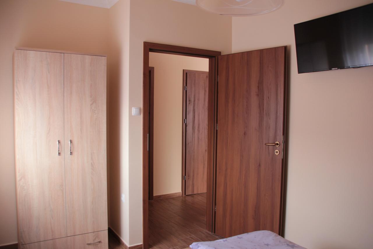 Imola Es Andrea Apartmanhaz 2 Hajduszoboszlo Bagian luar foto